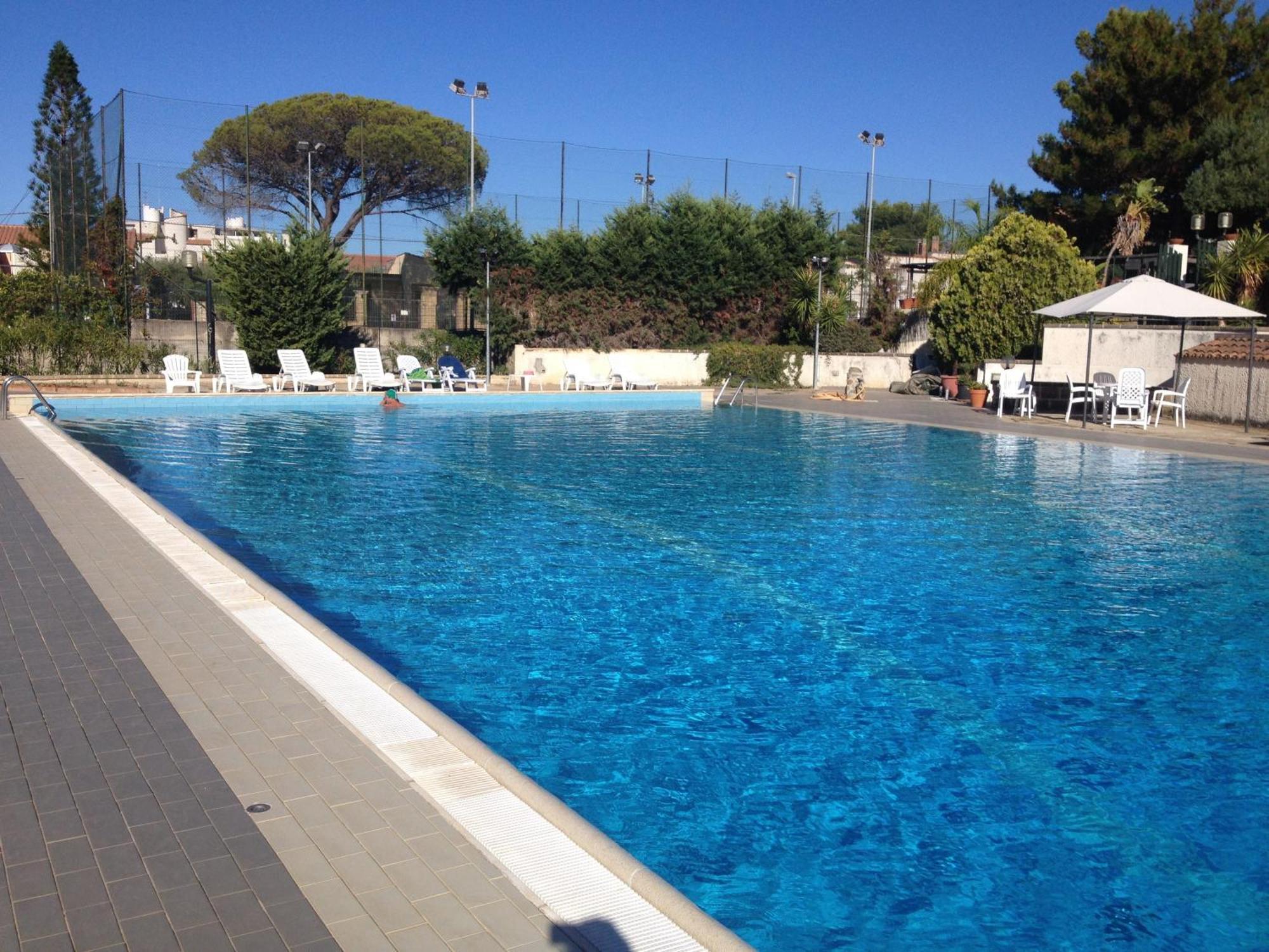 Villa Al Mare Baia Emiri Mazzaforno צ'פאלו מראה חיצוני תמונה