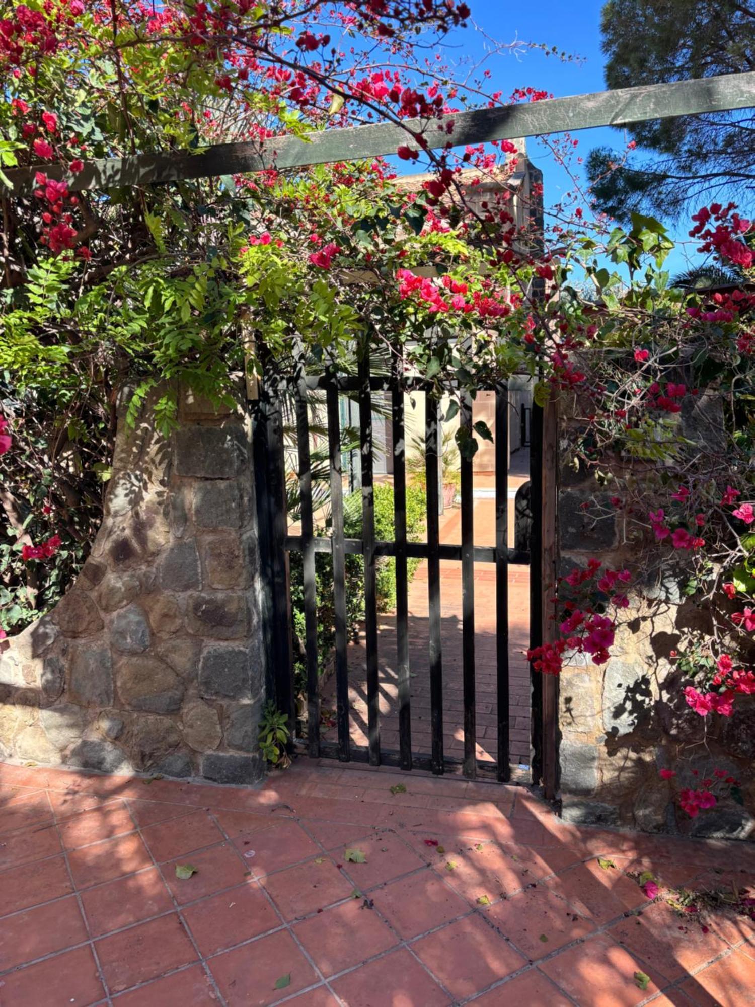 Villa Al Mare Baia Emiri Mazzaforno צ'פאלו מראה חיצוני תמונה