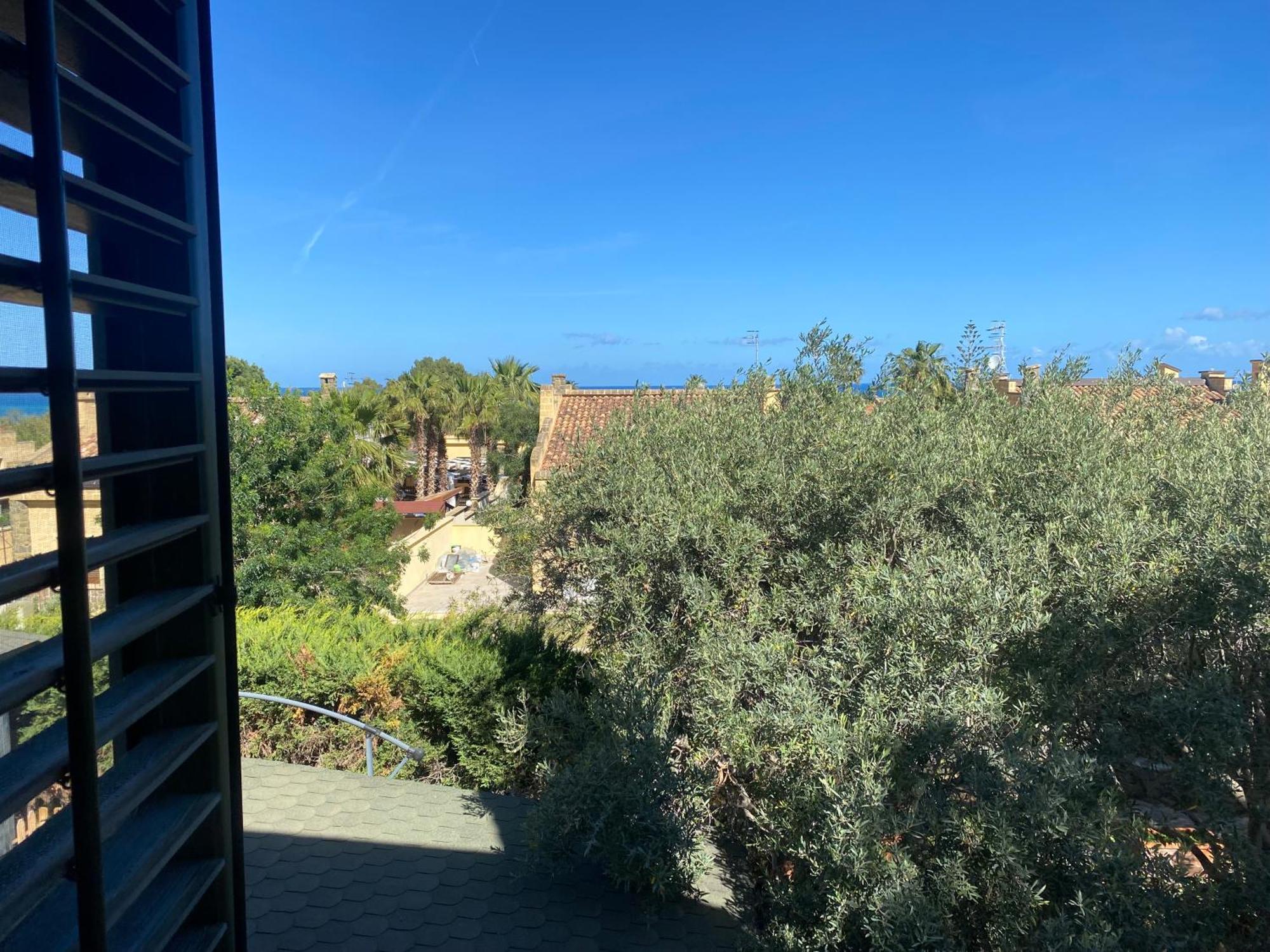 Villa Al Mare Baia Emiri Mazzaforno צ'פאלו מראה חיצוני תמונה